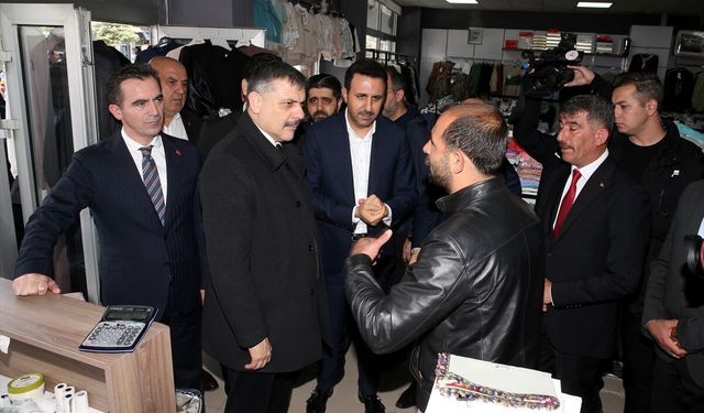 İçişleri Bakanı Çiftçi, Ahlat'taki Selçuklu Meydan Mezarlığı'nı ziyaret etti