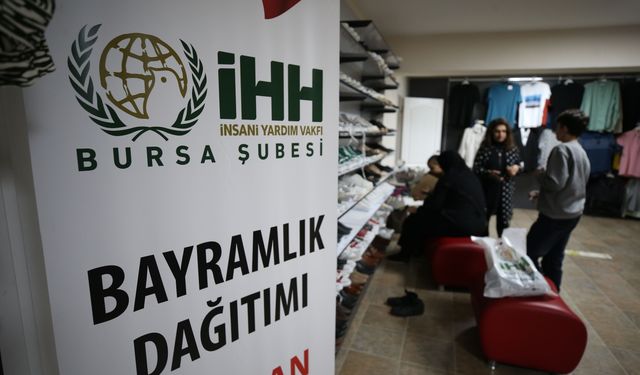 İHH Bursa Şubesi'nden bayram öncesi yüzlerce aileye yardım