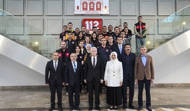 İstanbul Valisi Gül'den 112 Acil Çağrı Merkezi'ne bayram ziyareti