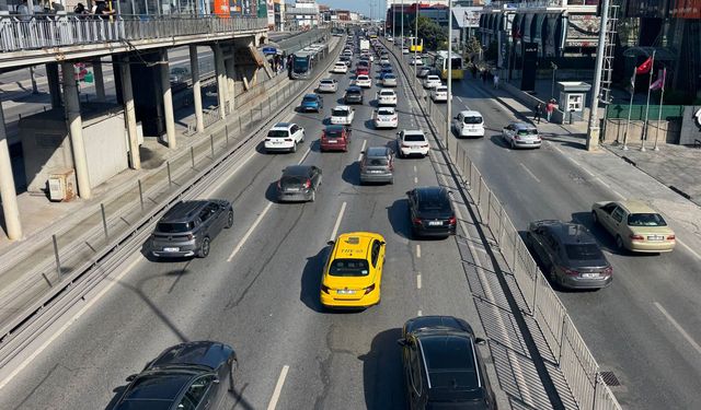 İstanbul'da bayramın birinci gününde trafik yoğunluğu yüzde 36 olarak ölçüldü