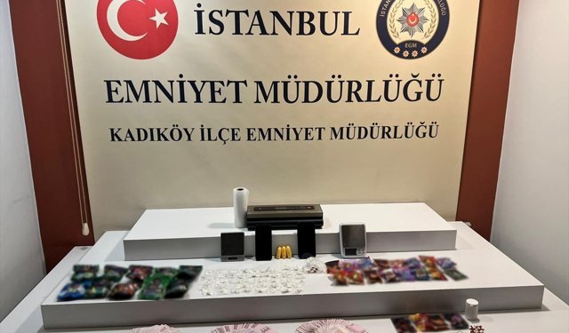 İstanbul'da uyuşturucu operasyonunda gözaltına alınan 2 zanlı tutuklandı