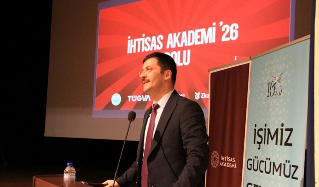 Kamu Hastaneleri Genel Müdürü Demirkol, Bolu'da TÜGVA İhtisas Akademi Programı'na katıldı: