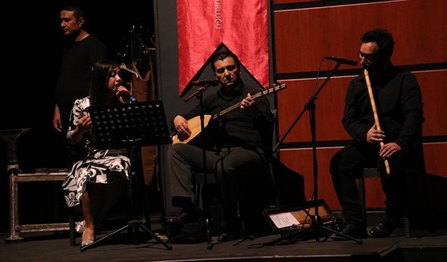 Kayseri'de öğretmenlerin hazırladığı 'yarın' adlı tiyatro oyunu sahnelendi
