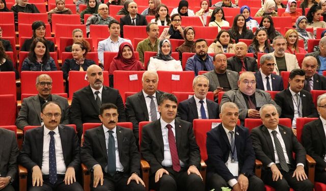 Kilis'te '4. Uluslararası İslam Medeniyetinde Birlikte Yaşama Tecrübesi Sempozyumu' başladı