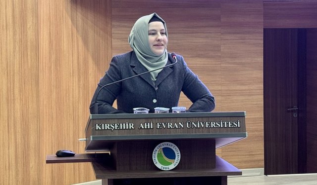 Kırşehir'de 9. Ulusal Ahi Evran Tıp Öğrenci Sempozyumu başladı