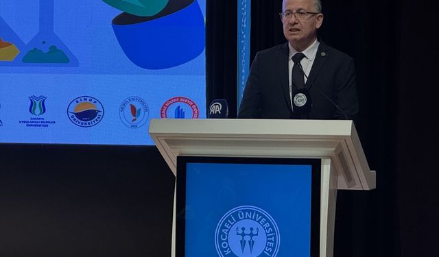 Kocaeli'de düzenlenen 'Bilimsel Araştırmalar Öğrenci Kongresi' sona erdi