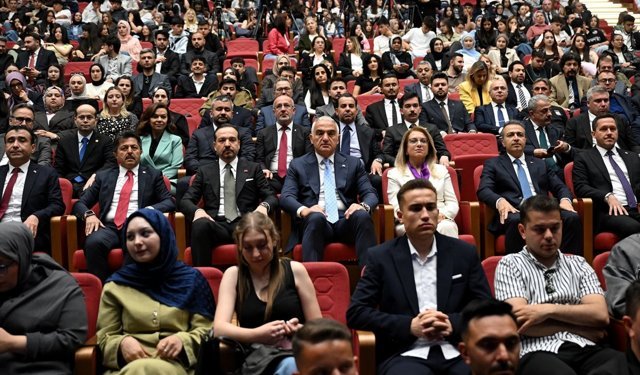 Kültür ve Turizm Bakanı Ersoy '749. Türk Dil Bayramı' programında konuştu:
