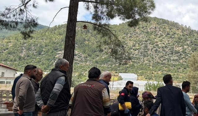 Mersin'de ölen 2 kardeşin kaldığı odada 'insan sağlığını etkileyebilecek gaz' tespiti