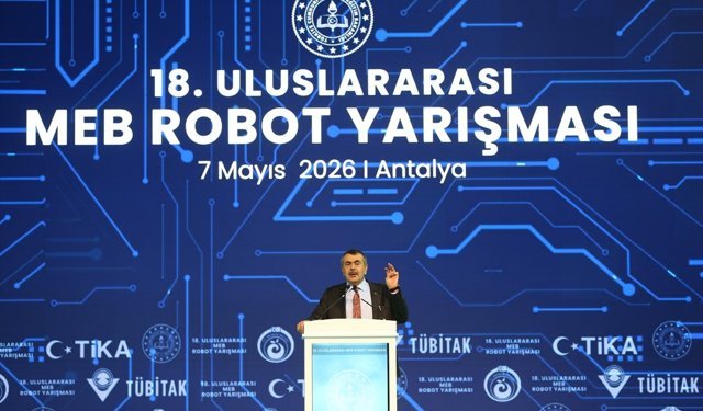 Milli Eğitim Bakanı Tekin, Antalya'daki 'Robot Yarışması'nda konuştu: