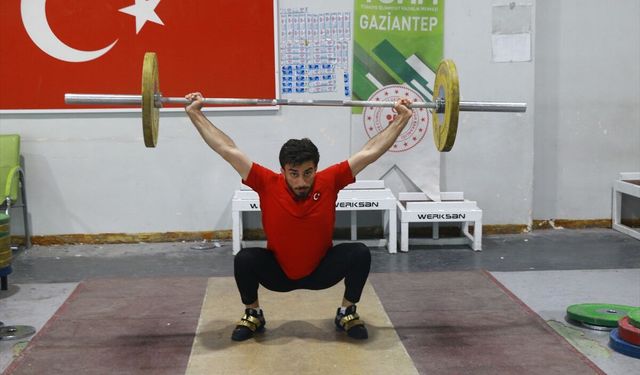 Milli Halterci Harun Algül'ün hedefi dördüncü Avrupa şampiyonluğu: