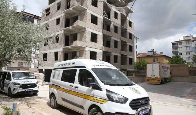 Niğde'de inşaatın 4. katından düşen işçi ağır yaralandı