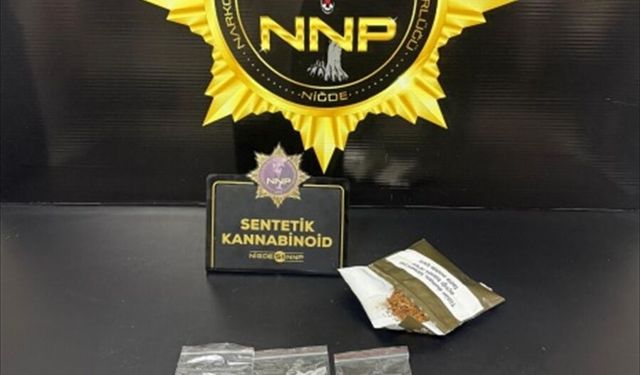 Niğde'de uyuşturucu operasyonunda yakalanan 2 zanlı tutuklandı