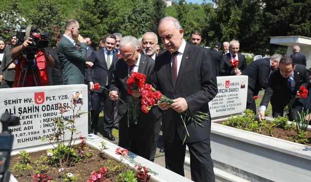 Ordu ve Artvin'de bayram arifesinde şehitlikler ziyaret edildi