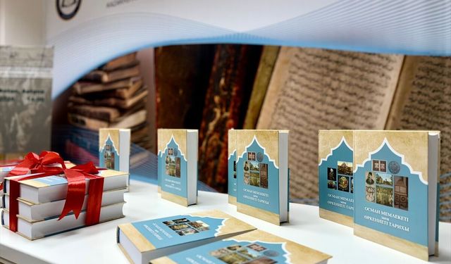 'Osmanlı Devleti ve Medeniyeti Tarihi' eseri Kazakça yayımlandı