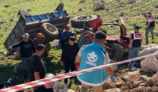 Siirt'te devrilen traktördeki 2 kişi öldü