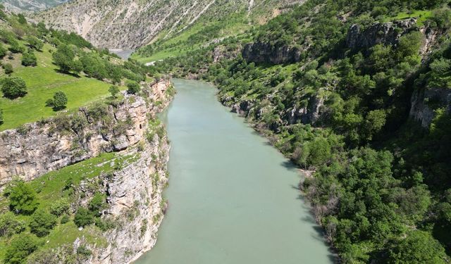Şırnak'ta Uludere'nin doğal güzellikleri dronla görüntülendi