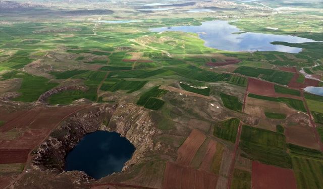 Sivas'taki Kızılçan Gölü'nde son yılların en yüksek su seviyesine ulaşıldı