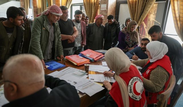 Suriye'de Kürtlere vatandaşlık süreci binlerce aileye umut oldu