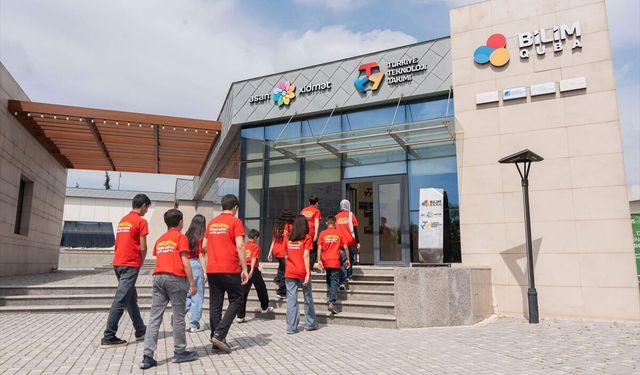 T3 Vakfının Azerbaycan'ın Guba kentindeki bilim merkezi 1. yaşını tamamladı