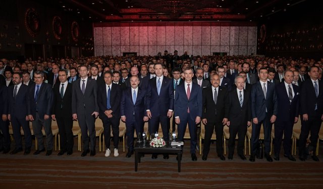 TBMM Sanayi Komisyonu Başkanı Varank, enerji arz güvenliği konusunda sorun bulunmadığını söyledi: