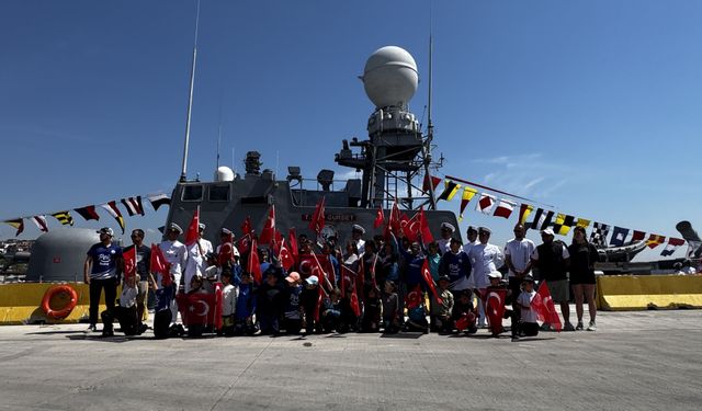 TCG Gurbet hücumbotu, Tekirdağ'da ziyarete açıldı