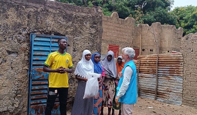 TDV, Burkina Faso'da kurbanlık kesimi ve et dağıtımı çalışmalarını sürdürüyor