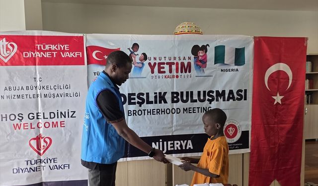 TDV'den Nijerya'daki yetimlere nakdi yardım