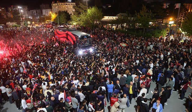 Trendyol 1. Lig'e yükselen Mardin 1969 Spor, coşkuyla karşılandı