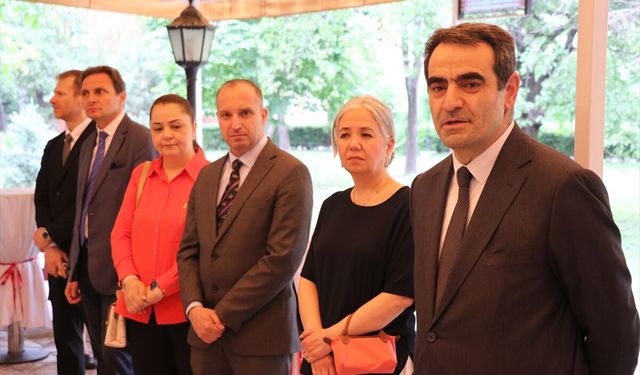 Türkiye'nin Pekin Büyükelçiliği'nde bayramlaşma programı düzenlendi
