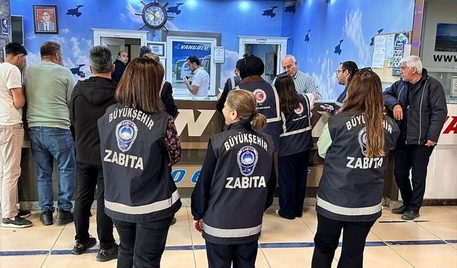 Van'da Kurban Bayramı öncesi otogarda denetim yapıldı