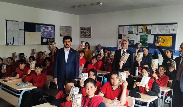 VGM'den ortaokul öğrencilerine 'vakıf bilinci' eğitimi