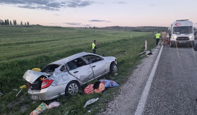 Yozgat'ta şarampole devrilen otomobildeki 1 kişi öldü, 3 kişi yaralandı