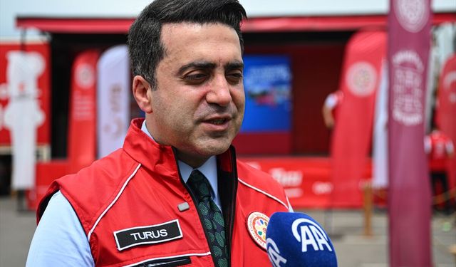 YTB'nin Geleneksel Oyunlar Tırı, Fransa'nın Lyon kentinde gençlerle buluştu