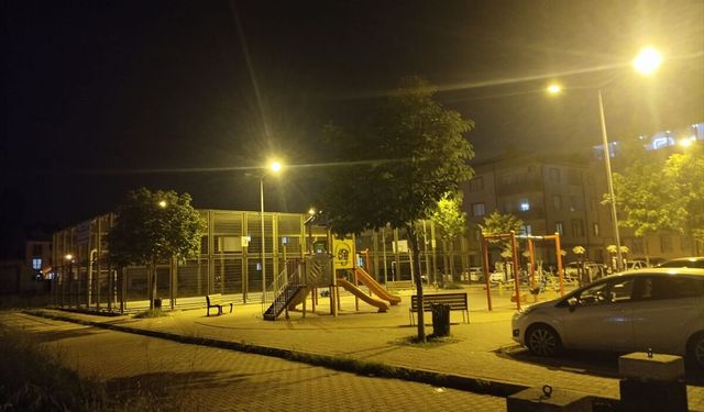 Bursa'da kavga esnasında açılan ateş sonucu 6'sı çocuk 10 kişi yaralandı