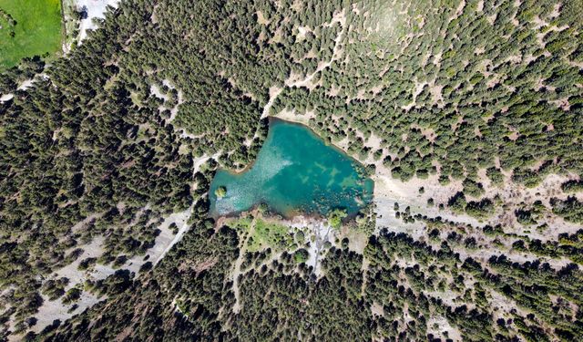 Erzurum'da eriyen kar sularıyla dolan Zagos Gölü dronla görüntülendi