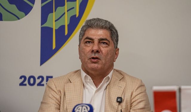 Fenerbahçe Kulübü Başkan Adayı Hakan Safi, Bursa'da kongre üyeleriyle bir araya geldi: