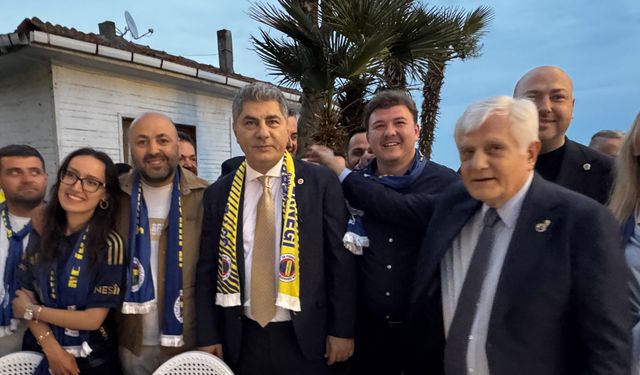 Fenerbahçe Kulübü Başkan Adayı Hakan Safi, Trakya'daki kongre üyeleriyle bir araya geldi