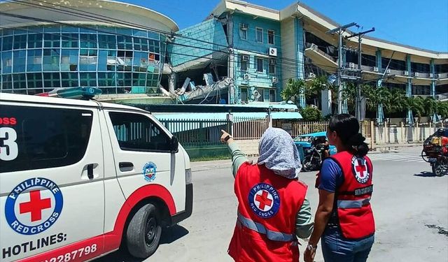 Filipinler'in Mindanao bölgesinde 7,8 büyüklüğünde deprem meydana geldi