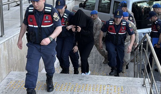 GÜNCELLEME - Zonguldak'ta bıçaklanarak öldürülen kişinin gözaltına alınan kız arkadaşı tutuklandı