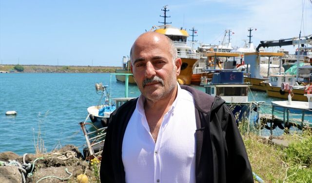 Karadeniz'de balıkçı teknesine saldırıda ölen kişinin cenazesi yarın Trabzon'da defnedilecek