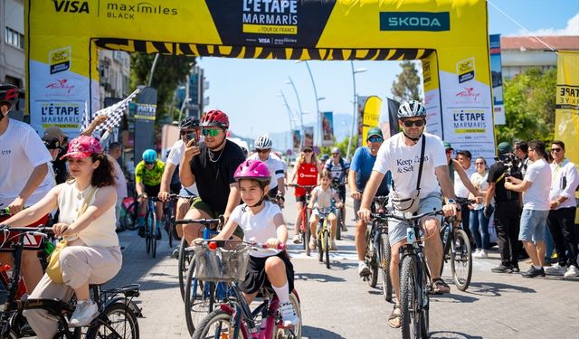 Marmaris'te 'L'Etape by Tour de France' bisiklet festivali kapsamında halk sürüşü yapıldı