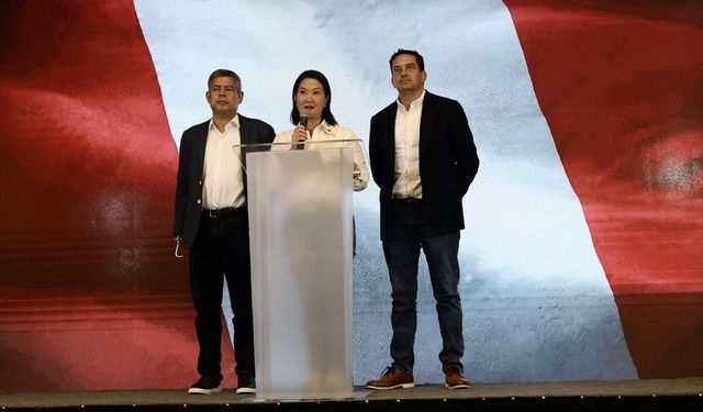 Peru'da devlet başkanı seçiminin 2. turunda sağcı aday Fujimori önde gidiyor