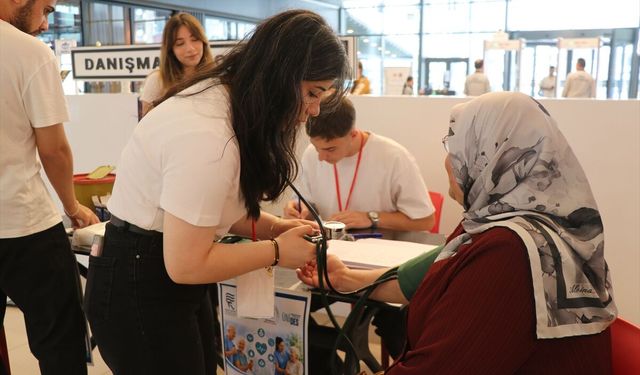 Rize'de 'Sağlığını Tanı Geleceğini Koru' etkinliği düzenlendi