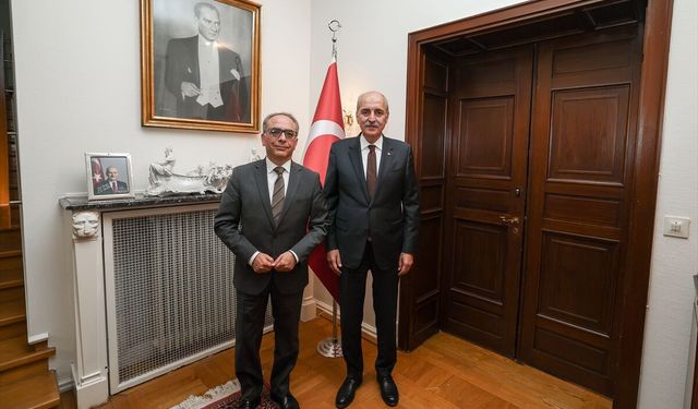 TBMM Başkanı Kurtulmuş Türkiye'nin Stokholm Büyükelçiliğini ziyaret etti