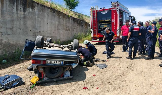 Tekirdağ'da menfeze düşen otomobilin sürücüsü öldü