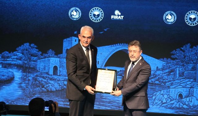 Bakan Yumaklı, Fırat Havzası Rehabilitasyon Projesi'nin tanıtımını Malatya'da yaptı: