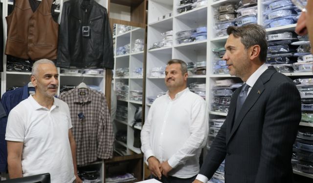 Enerji ve Tabii Kaynaklar Bakanı Bayraktar'dan Amasya'da esnaf ziyareti