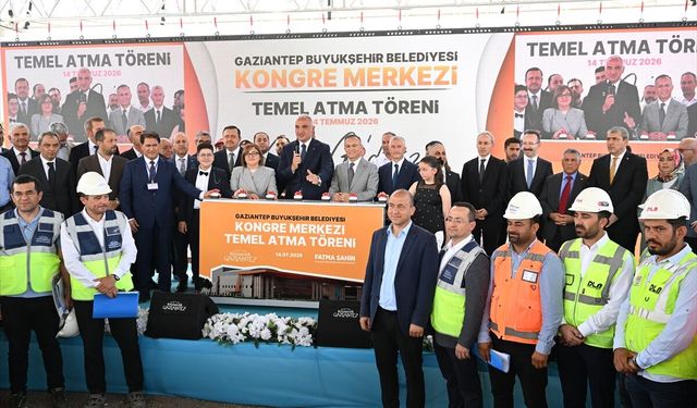 Kültür ve Turizm Bakanı Ersoy, Gaziantep'te temel atma ve açılış törenine katıldı: