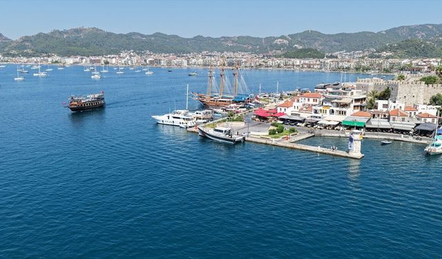 Muğla'da sahil güvenlik botları ziyarete açıldı