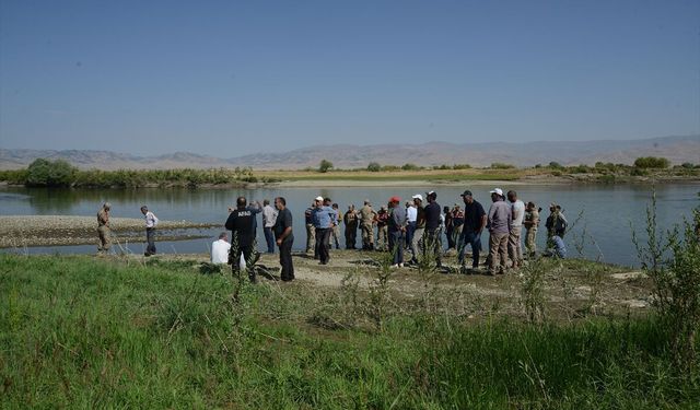 Muş'ta Murat Nehri'ne düşen 10 yaşındaki çocuğun cansız bedenine ulaşıldı